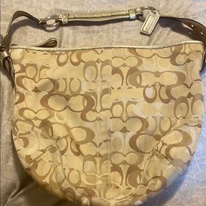 Coach shoulder bag. Gently used.